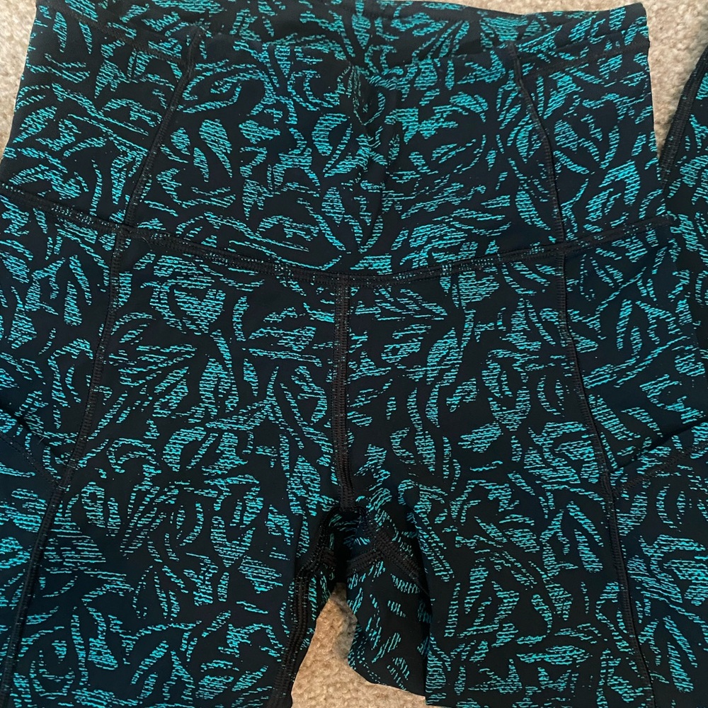 Lululemon Crop Fast & Free Leggings - Picture 3 of 5
